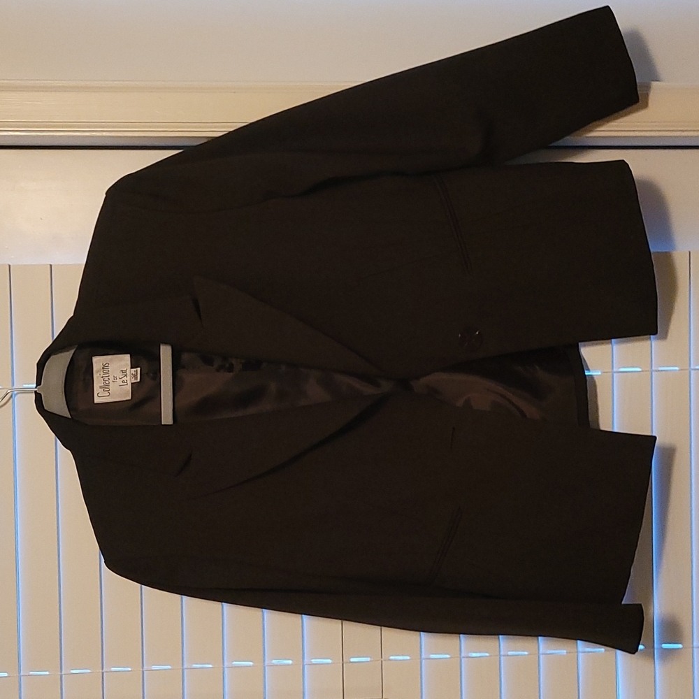 Collections for Le Suit